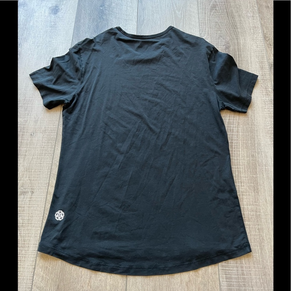 Lululemon 5 Year Basic Tee *Seawheeze Black Reflective Size Large - Picture 3 of 4